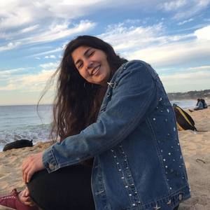 Meet your Posher, Cami